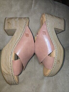 Born Rose  Pink Block Heel Leather Wedge  Sandals Size 10M